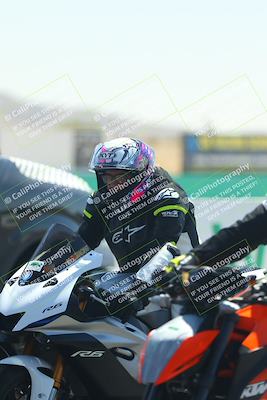 media/Jun-21-2025-2WTD (Sat) [[bd507672ab]]/Grid/C group/